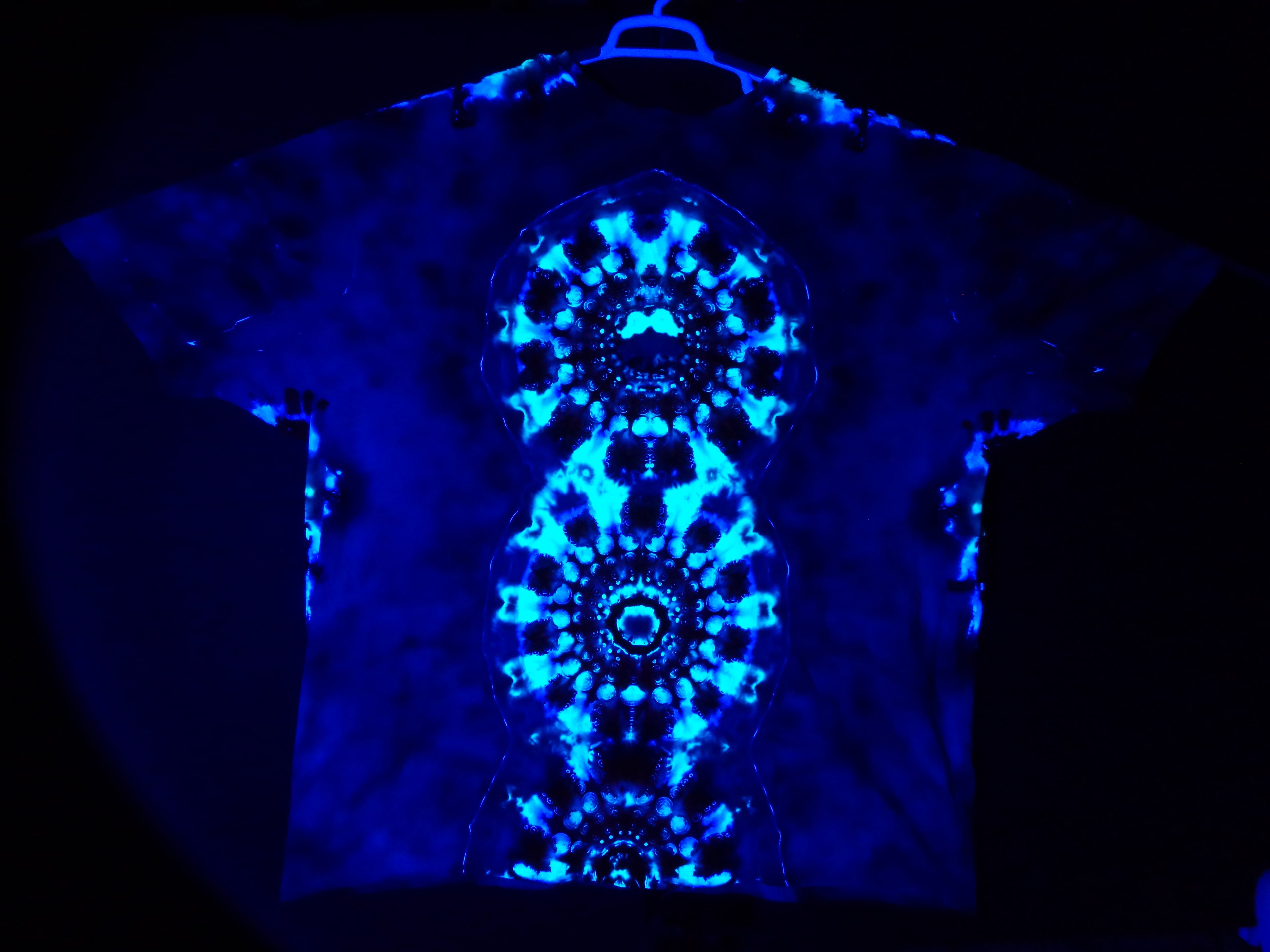 Dyenied #245 5XL DUAL SIDED Combed Ringspun LAT 6901 REDUX SLOTS, OUTER RING (f), 3x MANDALAS (b) (UV)