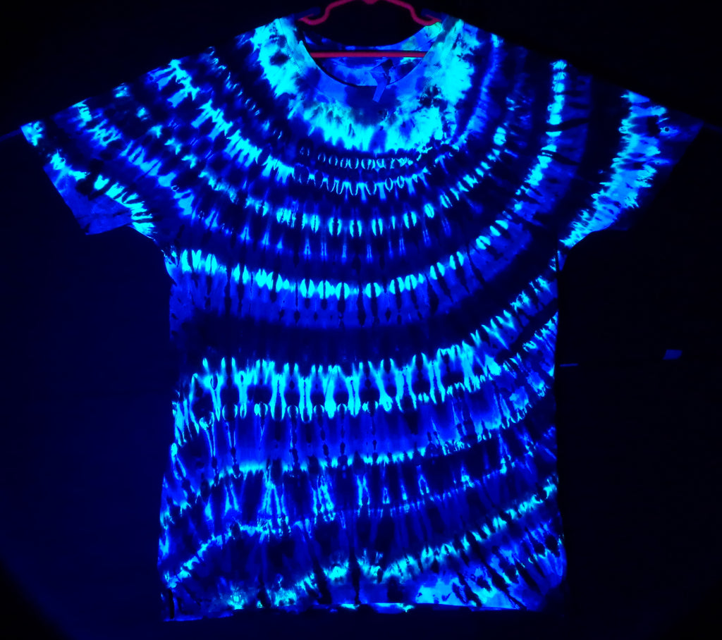 Dyenied #275 L Bamboo Neck Spiral (UV)