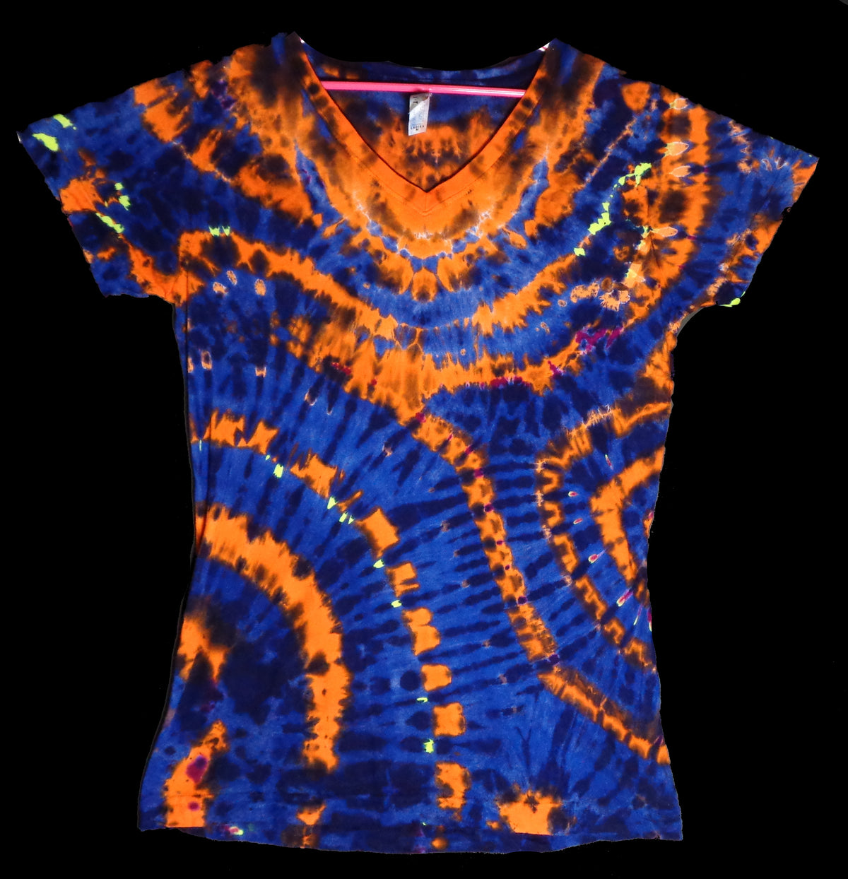 Dyenied #293 Medium Ladies V-neck DOUBLE SWITCHBACK Neck Spiral (UV)