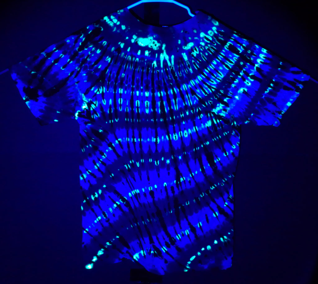 Tie Dyenied #328 Large Gildan Ultra PFD Neck Spiral (UV)