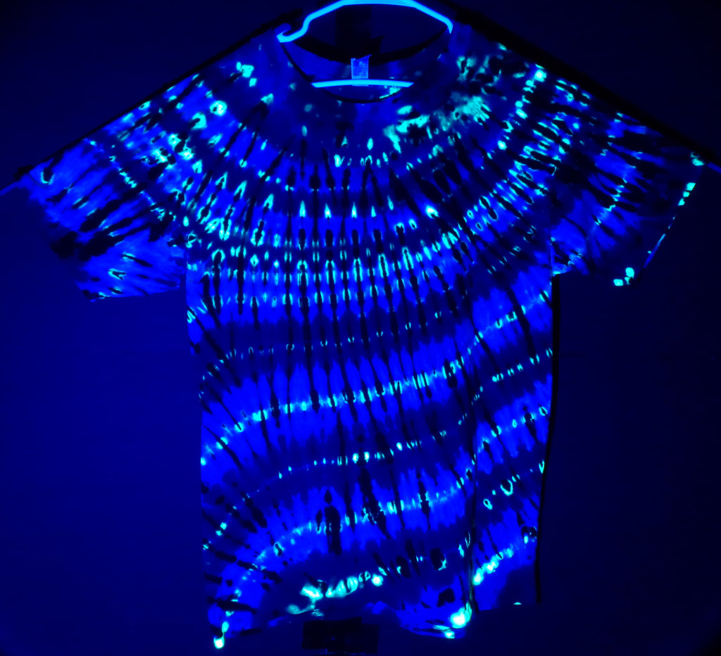 Tie Dyenied #328 Large Gildan Ultra PFD Neck Spiral (UV)