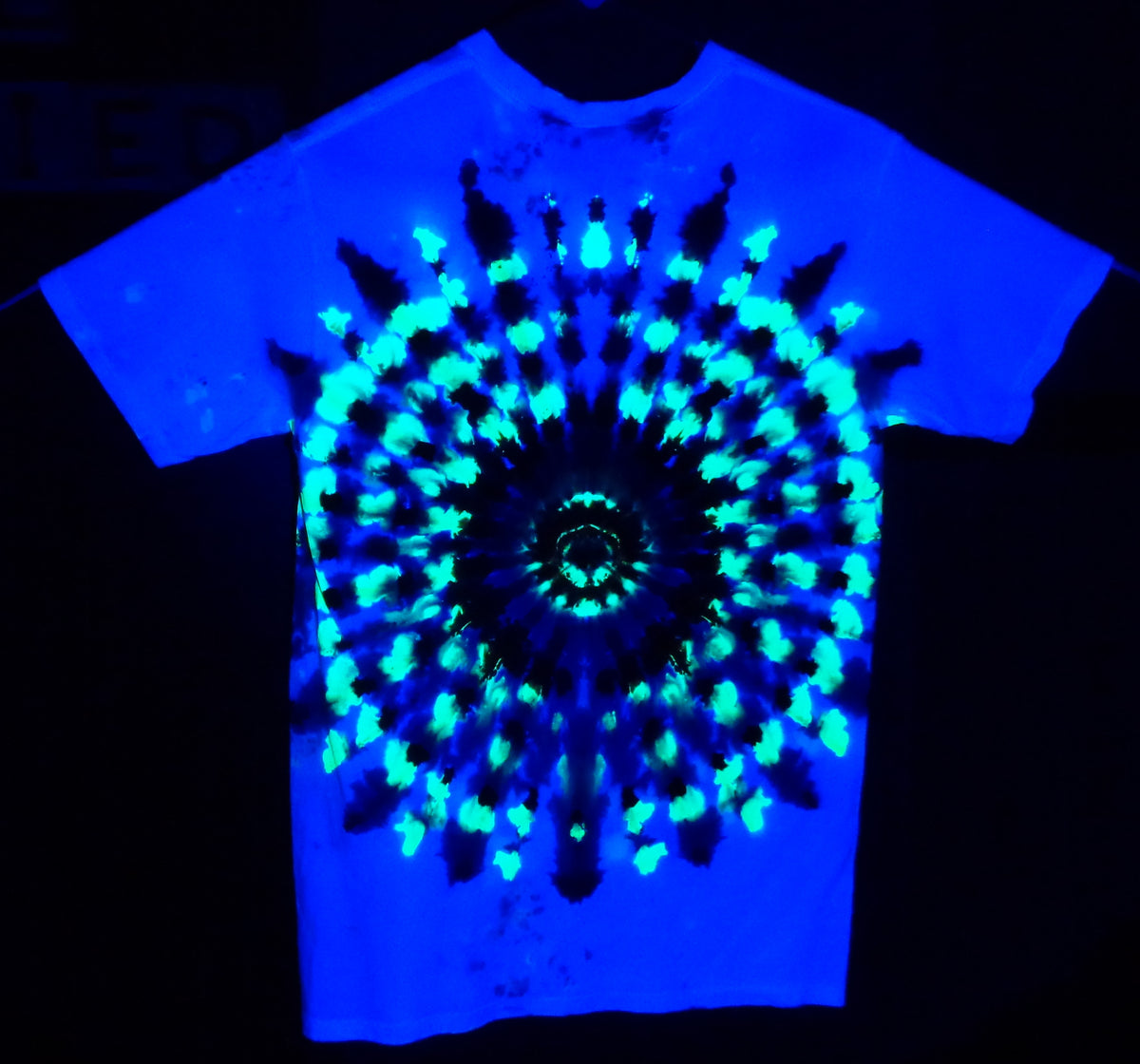 Tie Dyenied #373 Medium Gildan Ultra PFD MANDALA (UV)