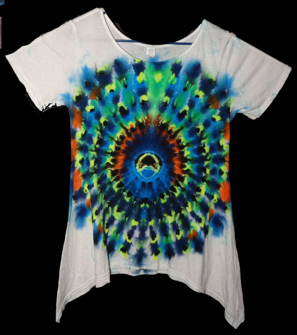 Tie Dyenied #381  Medium Woman's Tunic short sleeve MANDALA (UV)