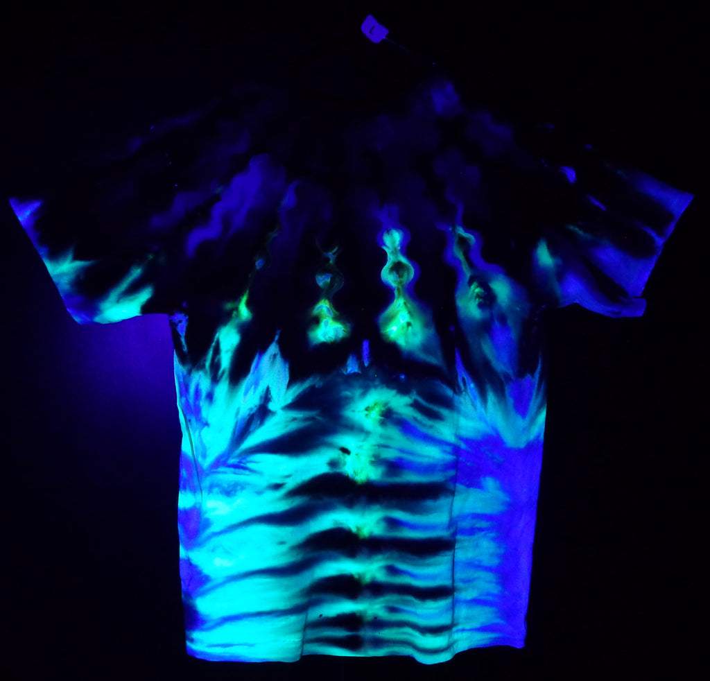 Tie Dyenied #420 Large Gildan Ultra PFD NECK MANDALA (UV)