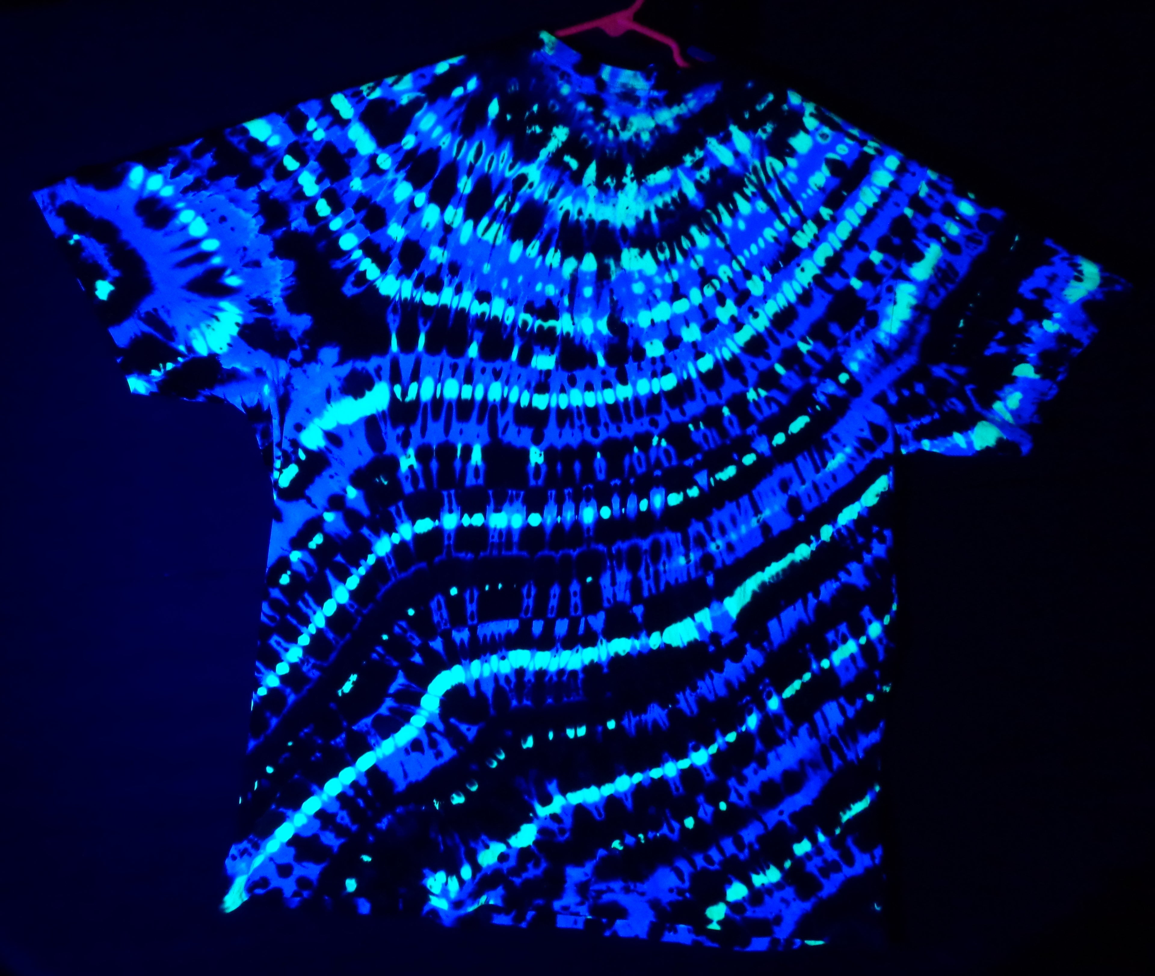 #302 2XL Combed Ringspun LAT 6901 Neck Spiral (UV)